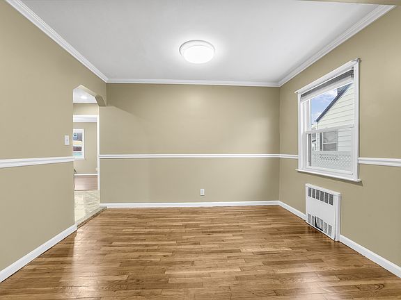 3rd image of 8250 268th St