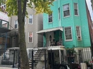 110 E 198th St, Bronx, NY 10468