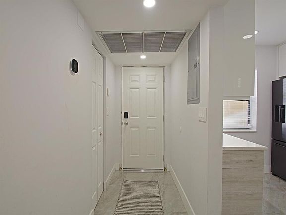4th image of 4349 Carambola Circle #2650
