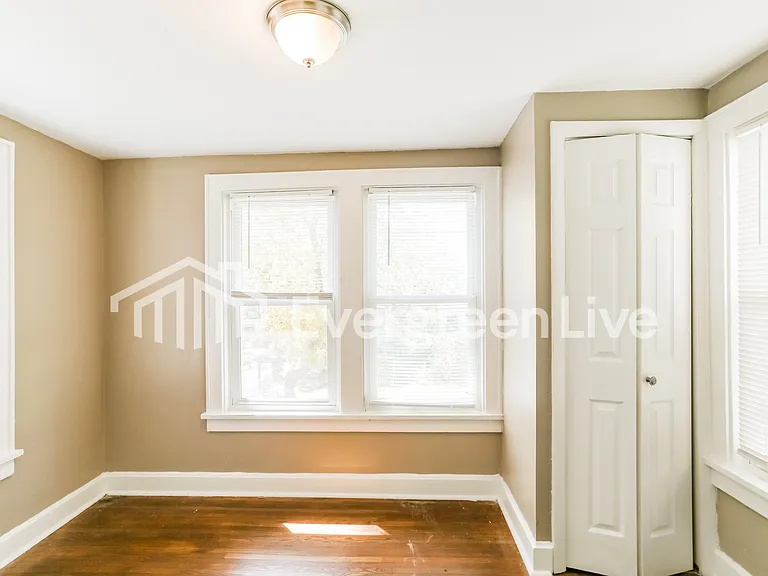 731 Malvern Ave — Photo 13