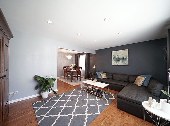 5th image of 4311 N Moody Ave