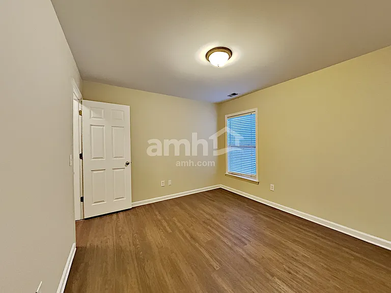308 Springs Xing — Photo 20