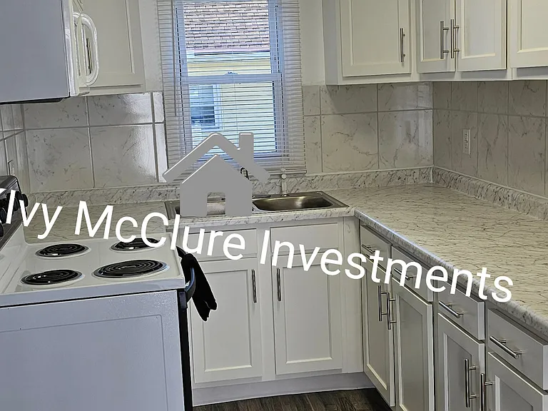 1221 Prospect Ave — Photo 6