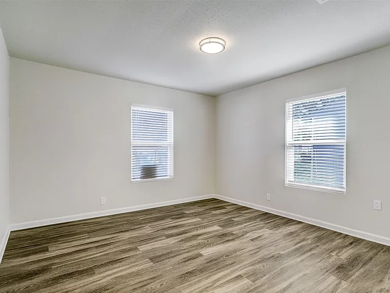 3918 Cosby St — Photo 4