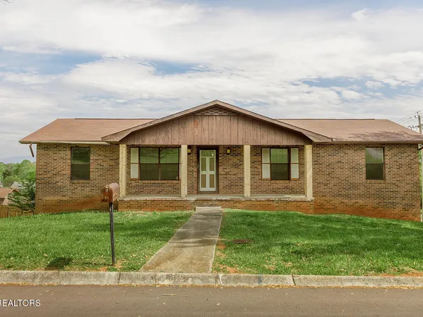 425 3rd St, Seymour, TN 37865