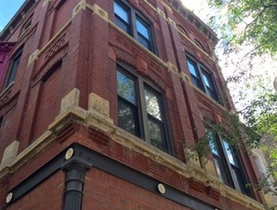 2nd image of 955 W Dickens Ave #1R