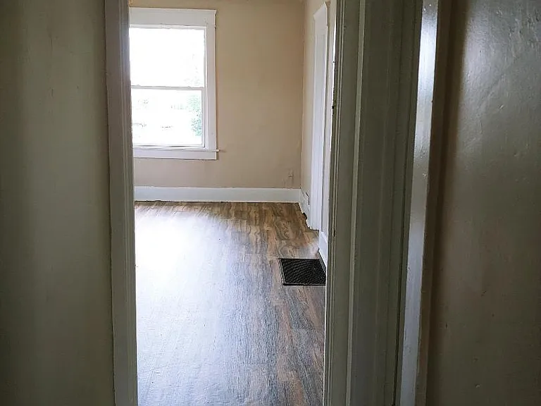 1118 Monroe St #2 — Photo 15