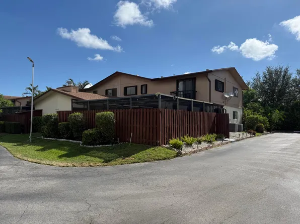 4296 S Landar Drive, Lake Worth, FL 33463