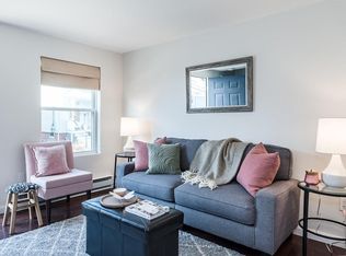17 Park Pl #B, Somerville, MA 02143