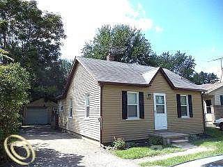 4th image of 35619 Farragut Ave