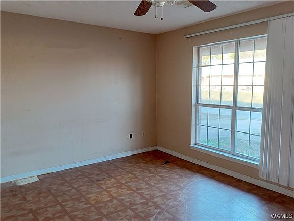 5th image of 3368 23rd St