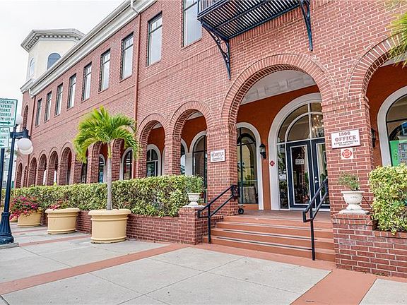 2nd image of 1810 E Palm Ave APT 1315