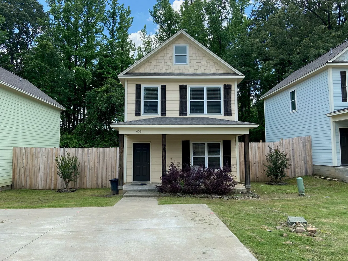 3 BR/2.5 BA — Photo 1