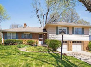 3008 NE 49th Ter, Kansas City, MO 64119