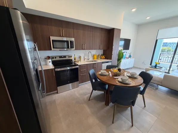 1950 Pierce St #B, Hollywood, FL 33020