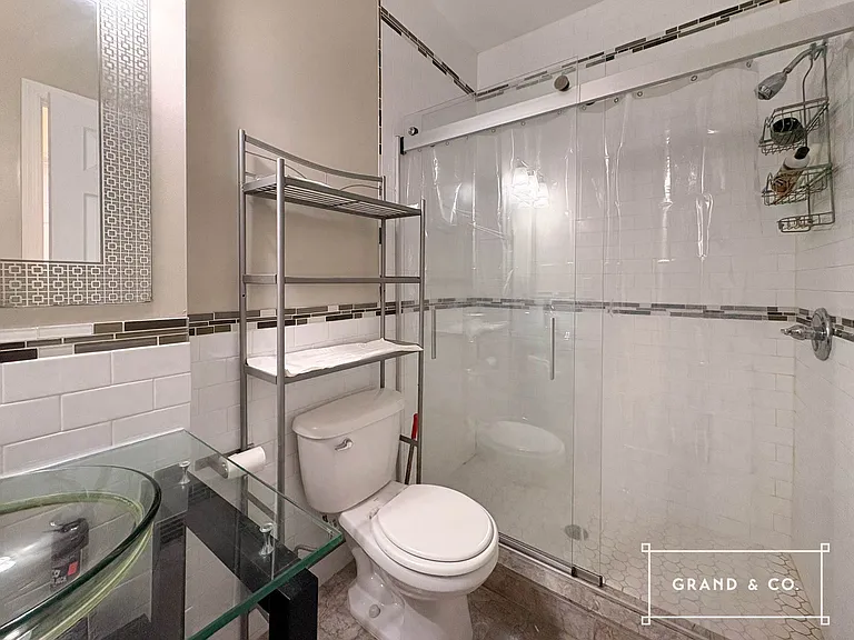 5913 67th Ave #2 — Photo 9