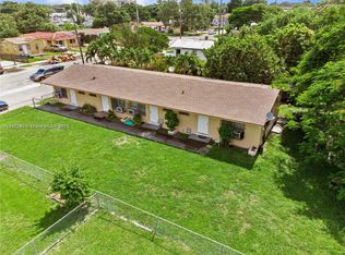 2932 NW 59th St, Miami, FL 33142