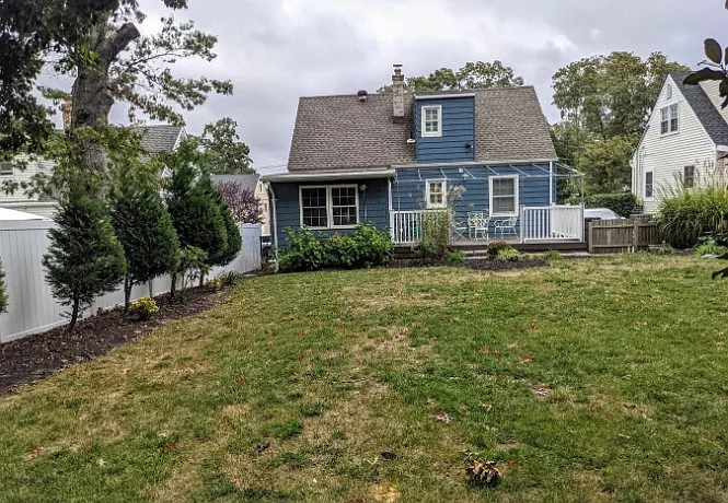 114 Maple St