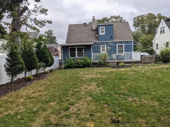 114 Maple St, Toms River, NJ 08753