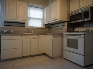 101 Saint Paul St #002, Brookline, MA 02446