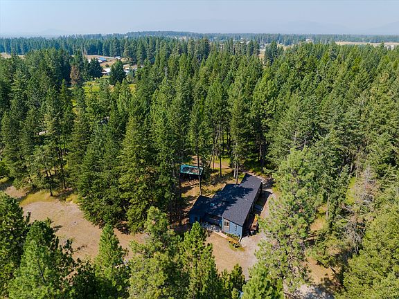 3rd image of 185 Elk Park Rd