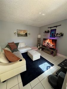 10211 Fontainebleau Blvd APT 102, Miami, FL, 33172