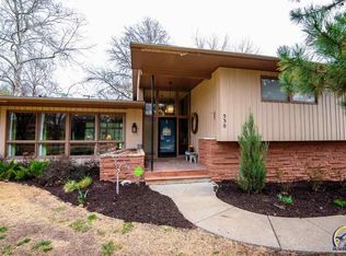 530 SW Danbury Ln, Topeka, KS 66606