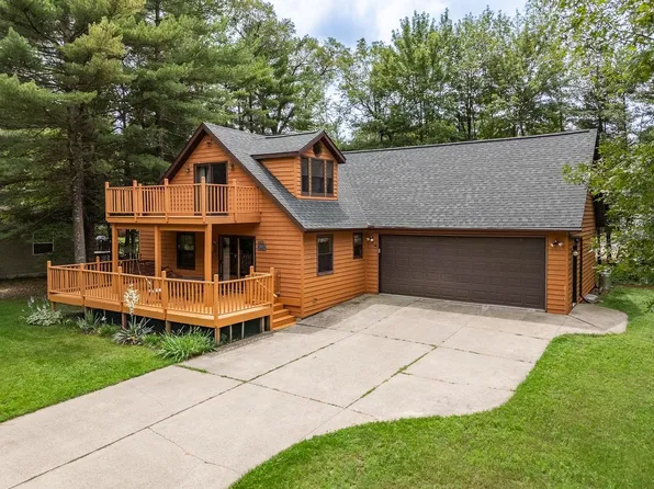 140 Cliffside Dr, Wisconsin Dells, WI 53965