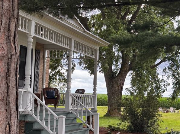 6832 N County Road H