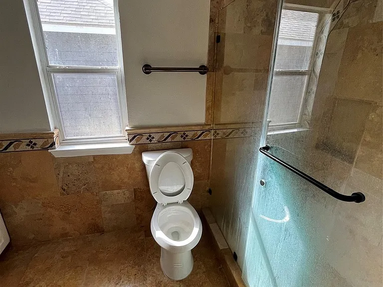 15506 Waldron Cir #A — Photo 17
