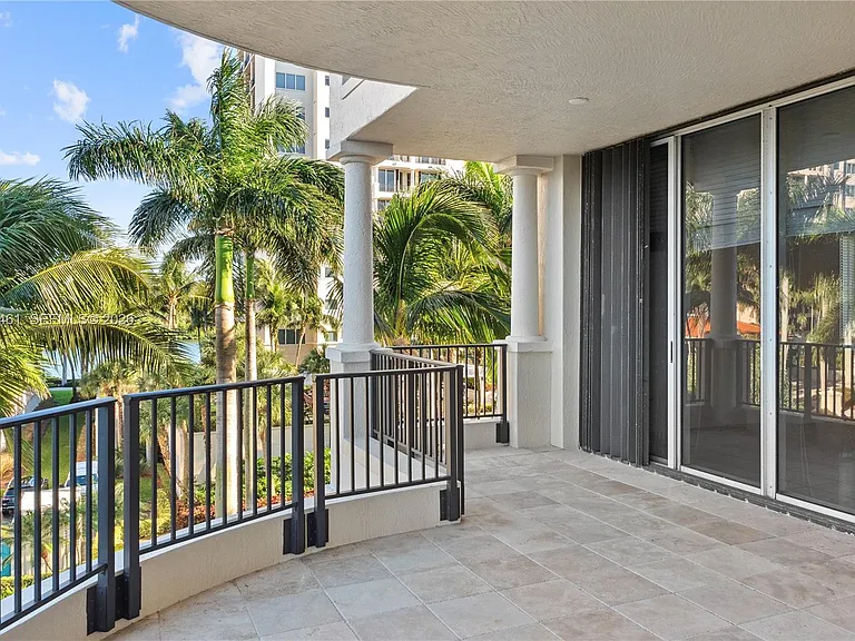 13621 Deering Bay Dr #304 — Photo 9