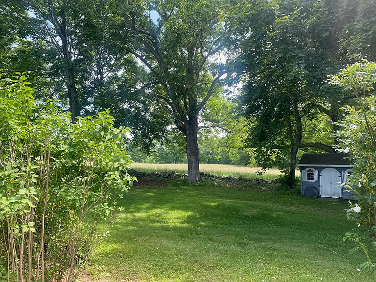15 Crows Nest Ln — Photo 11