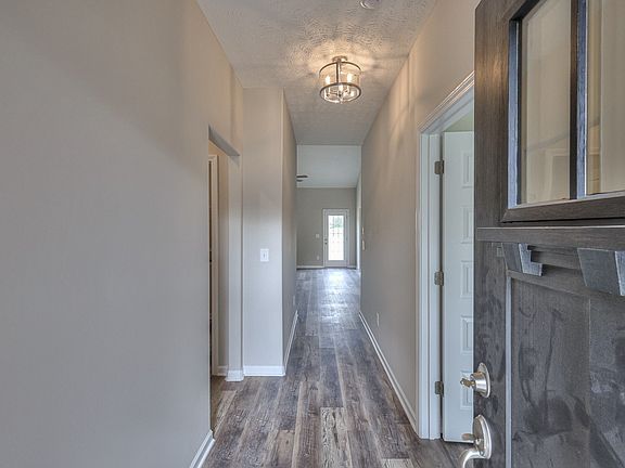 4th image of 138 Blanford Cir Lot 37