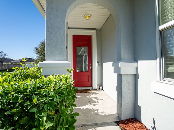 5th image of 335 E Teague Bay Dr