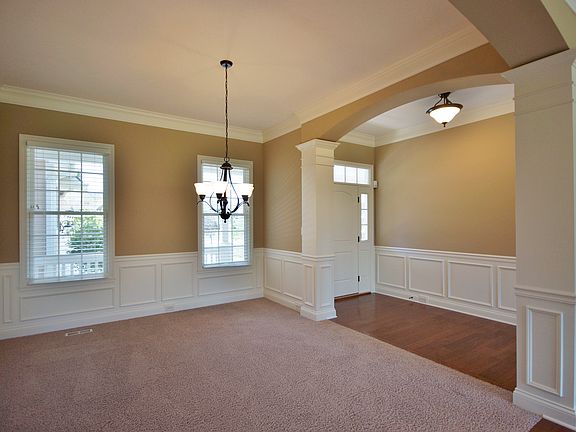 5th image of 11572 Weeping Willow Dr