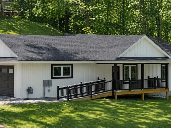 4144 S Sugar Loaf Mountain Rd, Cedar, MI 49621