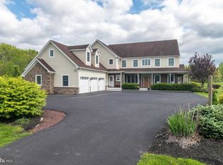 957 Sweetbriar Rd, Perkasie, PA 18944