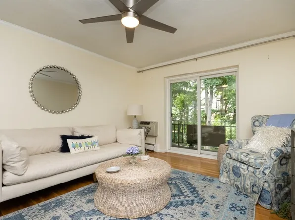 135 Granite Ave APT 36, Dorchester, MA 02124