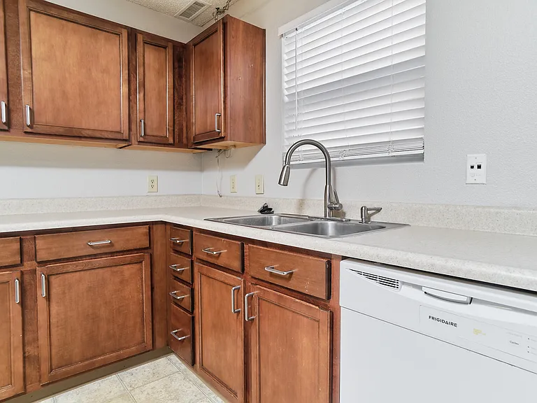14169 Clapboard Dr — Photo 11