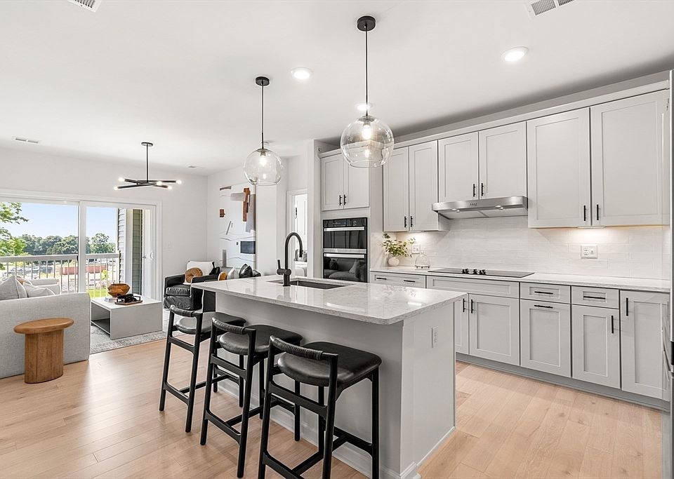 1st image of 30 Coppersmith Way #408