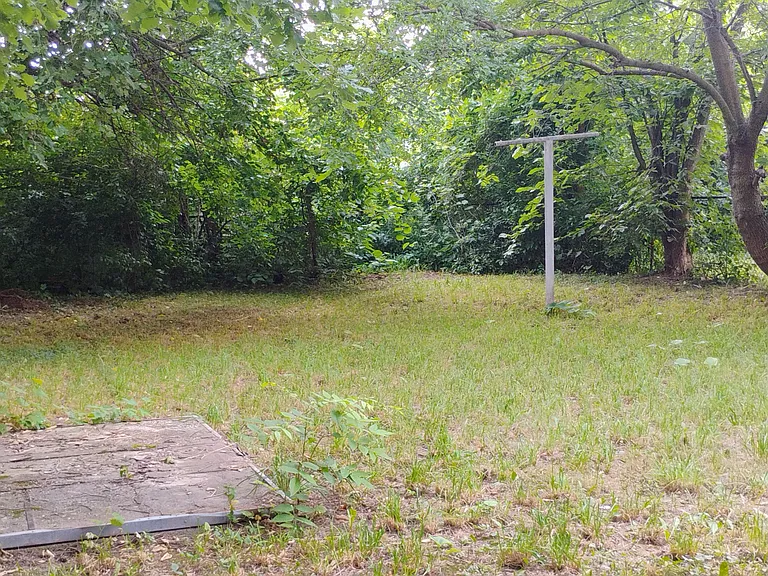 7447 Braile Ave — Photo 2