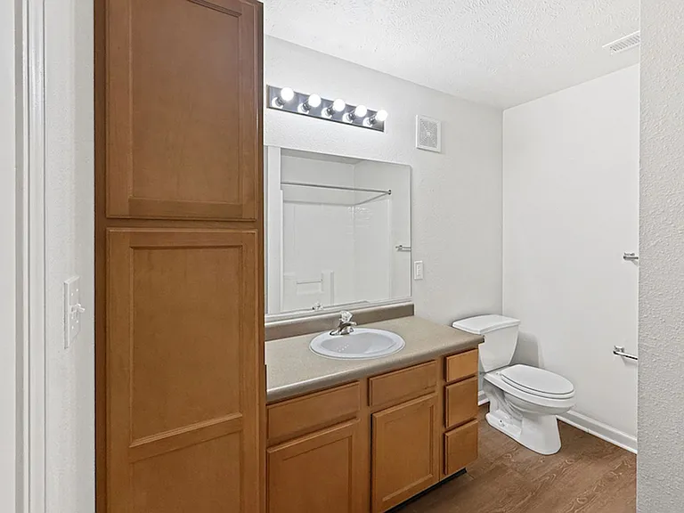 400 Beachfront Dr — Photo 11