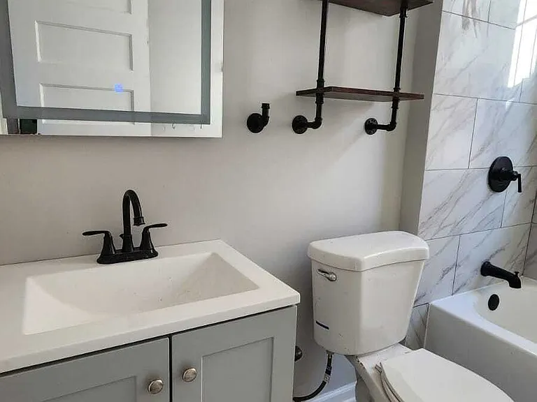 266 Brooks St #2 — Photo 8