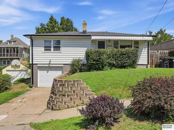 4006 Page St, Omaha, NE 68131