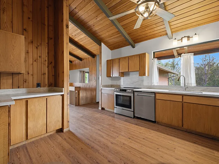 1015 Piiholo Rd — Photo 19