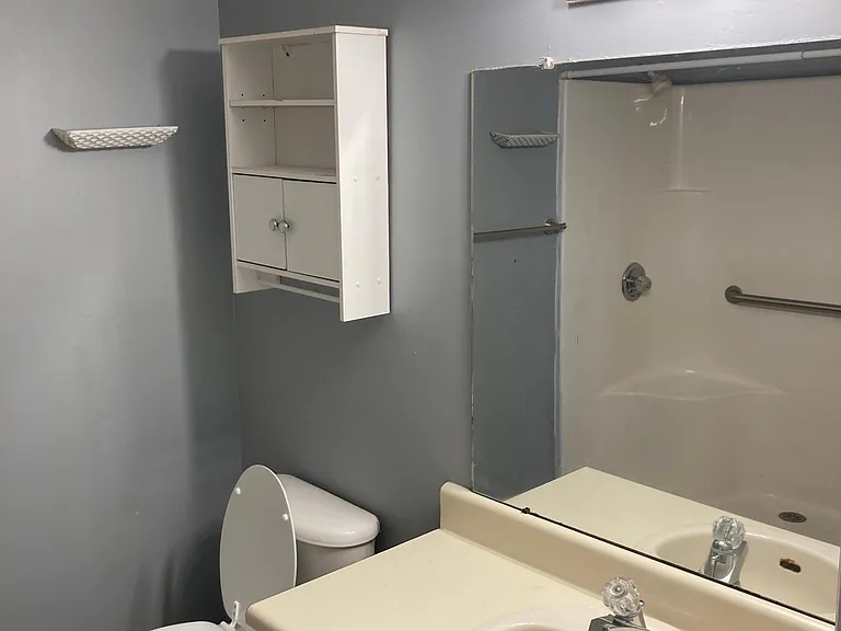 1089 S Confederate Dr — Photo 3