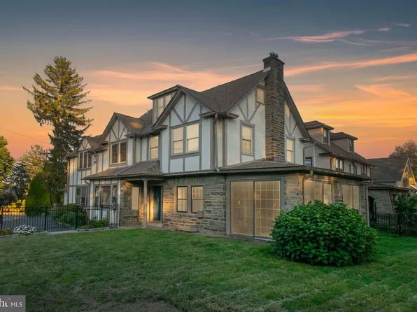 501 E Manoa Rd, Havertown, PA 19083