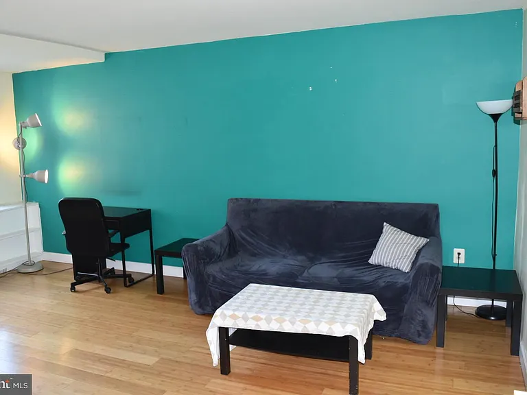1111 Arlington Blvd #825 — Photo 8