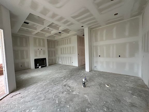 4th image of 111 Gentle Island Dr