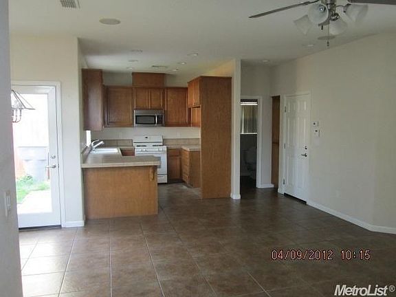 3rd image of 5325 Darpinian Ct